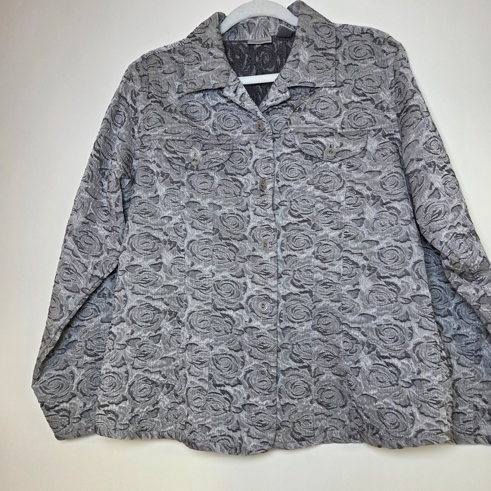 Chico's Gray Rose Floral Jacquard Button Front Shirt Jacket Size 2 Large Womens